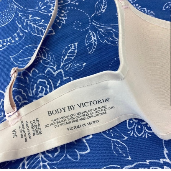 Victoria's Secret Pale Pink Bra 34A - Picture 2 of 5